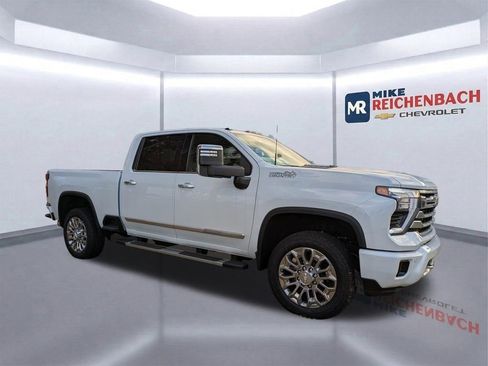 New 2026 Chevrolet Silverado 2500 High Country w/ Technology Package image 2