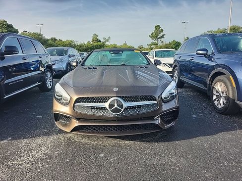 Used 2018 Mercedes-Benz SL 550 image 8