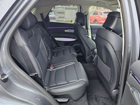 New 2026 Genesis GV70 2.5T Advanced image 27