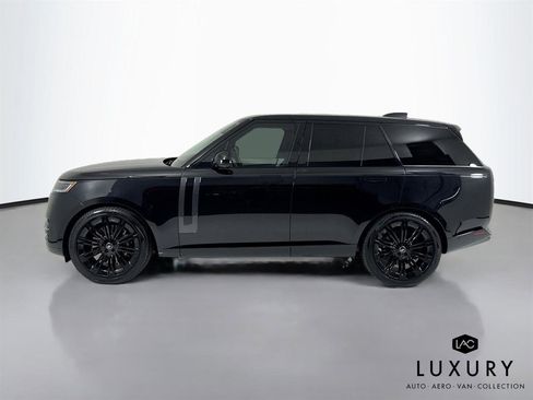 Used 2024 Land Rover Range Rover SE image 7