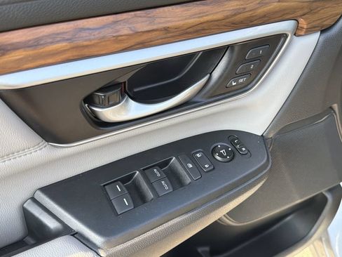 Used 2020 Honda CR-V Touring image 23
