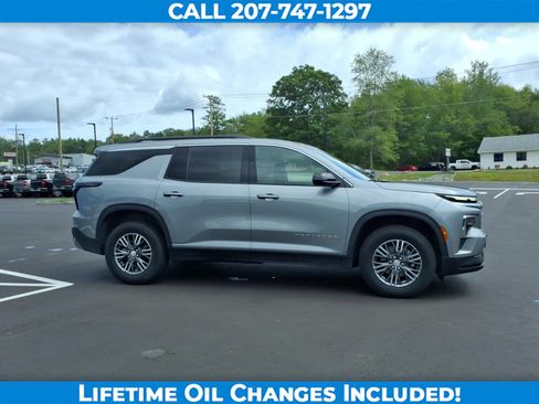 Used 2026 Chevrolet Traverse LT AWD/4WD image 4
