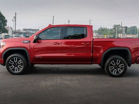 Used 2021 GMC Sierra 1500 AT4 w/ AT4 Premium Package AWD/4WD image 3