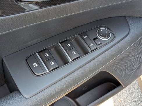 Used 2024 Kia Forte GT-Line FWD image 13