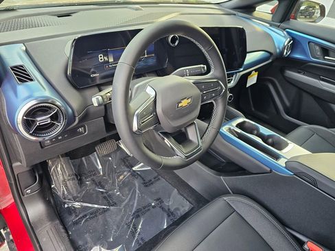 New 2026 Chevrolet Equinox EV LT AWD/4WD image 19