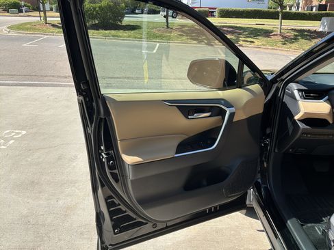 Used 2025 Toyota RAV4 XLE Premium AWD/4WD image 14