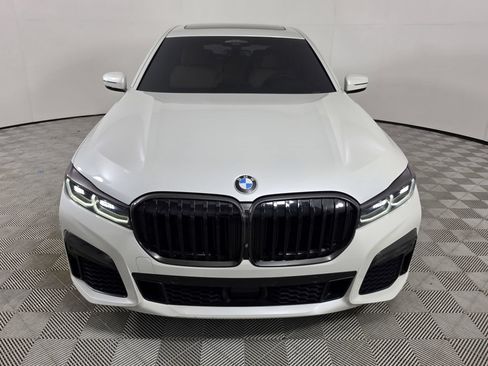 Used 2021 BMW 740i w/ M Sport Package RWD image 36