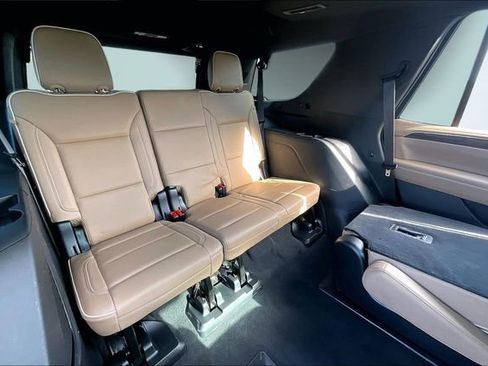 Used 2021 Chevrolet Tahoe Premier image 28