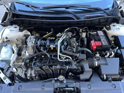 Used 2025 Nissan Altima 2.5 SV image 31