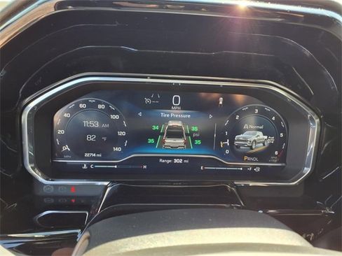 Used 2025 Chevrolet Silverado 1500 LT image 73