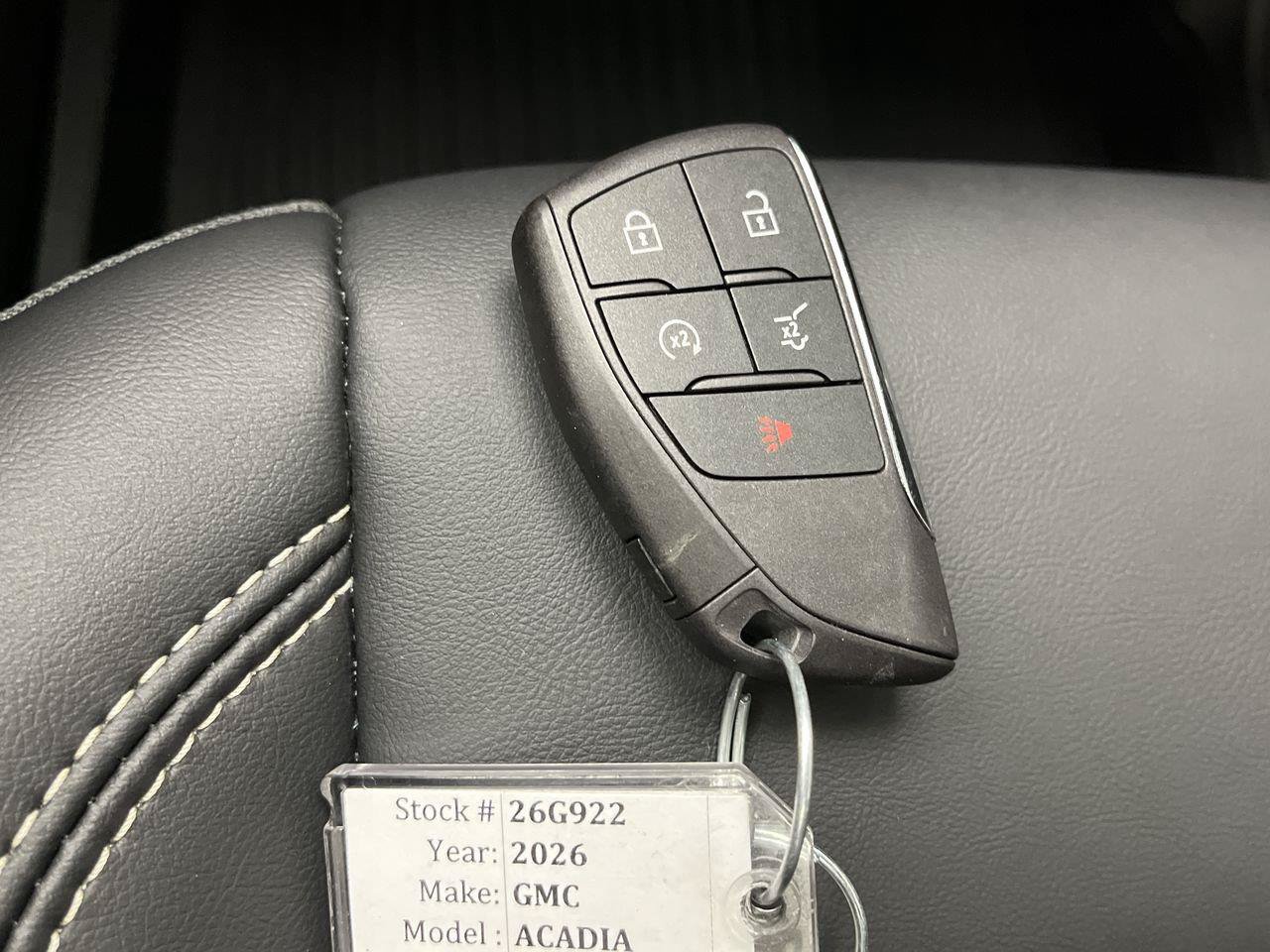 Used 2026 GMC Acadia Elevation w/ Elevation Premium Package AWD/4WD image 31