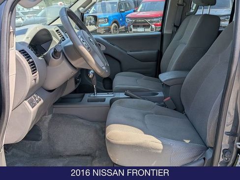 Used 2016 Nissan Frontier SV w/ SV Value Truck Package AWD/4WD image 14
