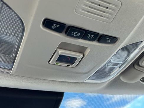 Used 2022 Toyota Corolla LE image 24