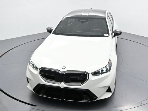 Used 2025 BMW M5 w/ Carbon Package AWD/4WD image 45