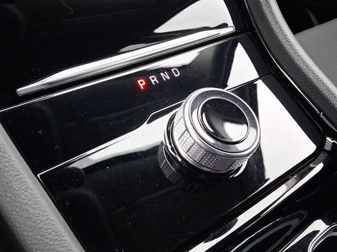 Certified 2023 Jeep Grand Cherokee Laredo image 15