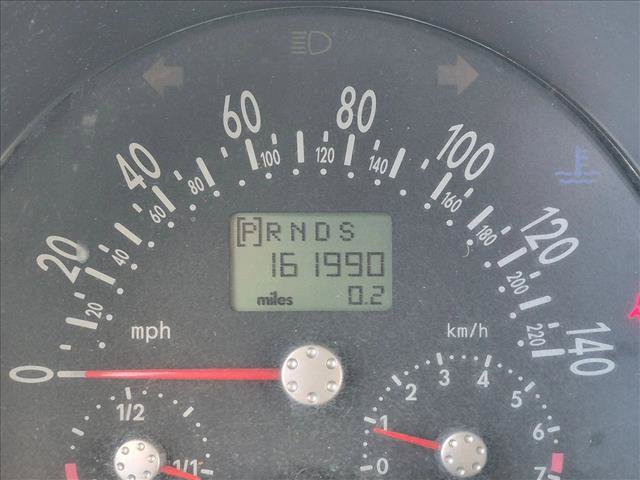 Used 2005 Volkswagen Beetle GLS FWD image 9