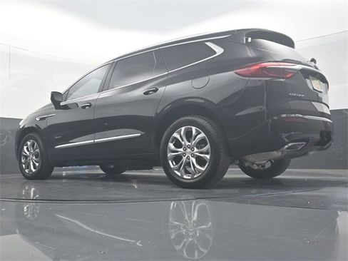 Used 2021 Buick Enclave Avenir w/ Avenir Technology Package image 31