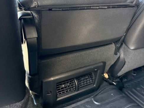 Used 2017 RAM 1500 Laramie image 30