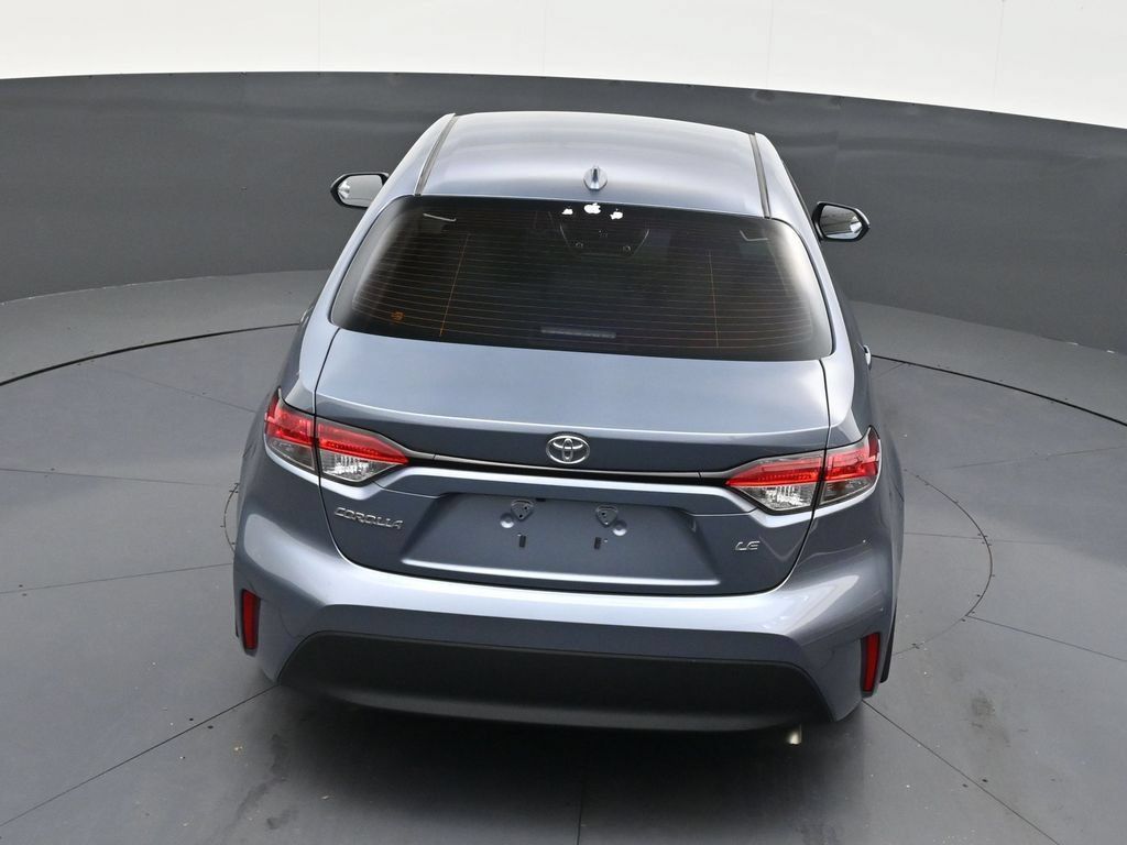 Used 2025 Toyota Corolla LE FWD image 14