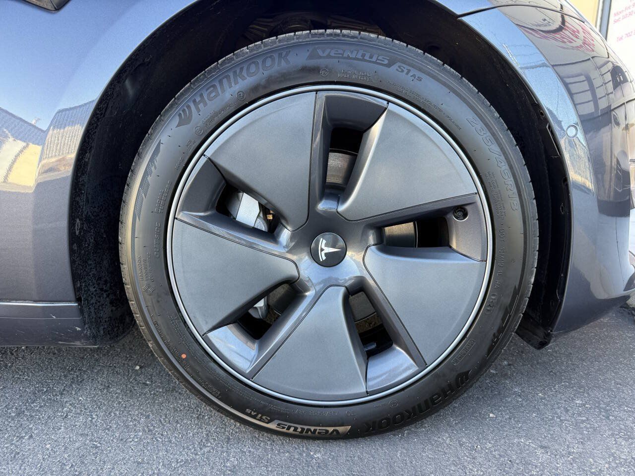 Used 2022 Tesla Model 3 Long Range AWD/4WD image 27