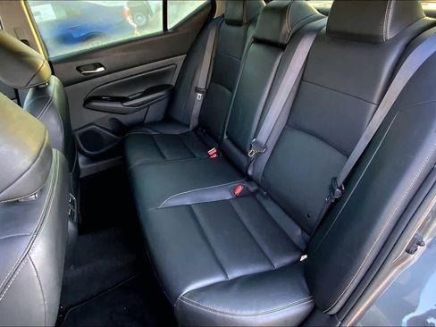 Used 2024 Nissan Altima 2.5 SL FWD image 20