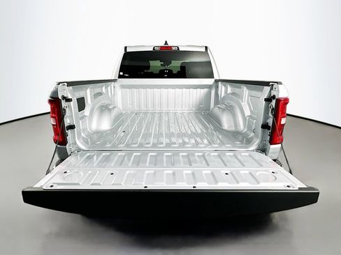 New 2026 RAM 1500 Big Horn AWD/4WD image 16