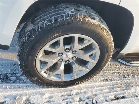 Certified 2019 GMC Yukon SLT w/ Open Road Package image 5