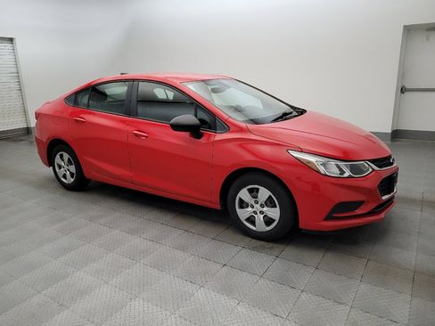 Used 2018 Chevrolet Cruze LS image 11