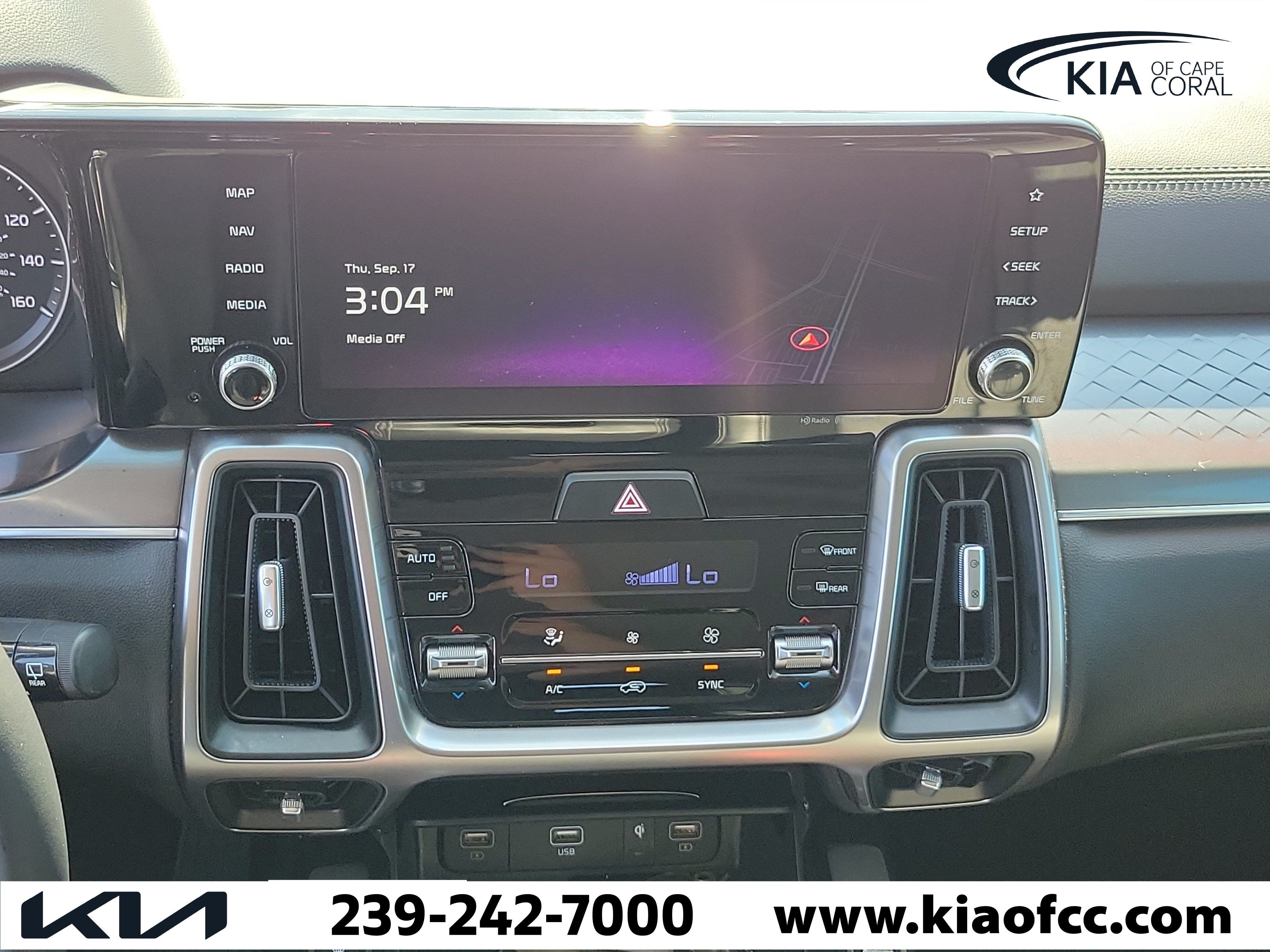 Certified 2023 Kia Sorento S w/ Panoramic Sunroof Package FWD image 21
