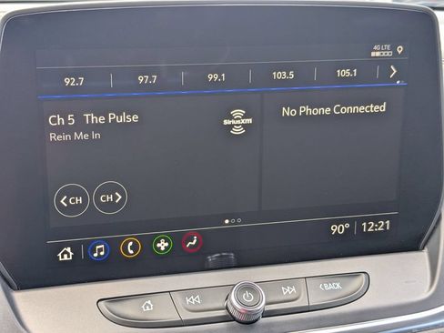Used 2025 Chevrolet Blazer LT FWD image 17