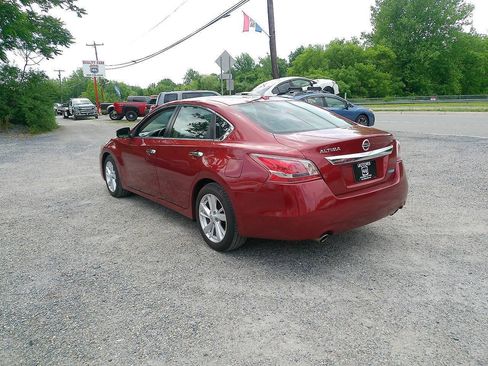 Used 2013 Nissan Altima 2.5 SL FWD image 10