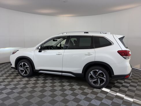 Certified 2023 Subaru Forester Touring AWD/4WD image 8