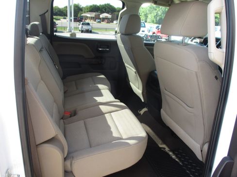 Used 2018 Chevrolet Silverado 1500 LT w/ Texas Edition image 12