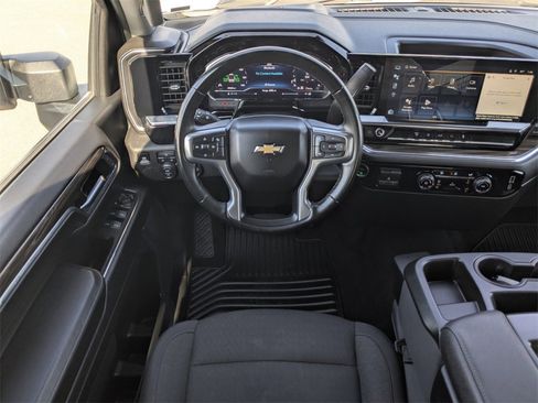 Certified 2024 Chevrolet Silverado 3500 LT image 19
