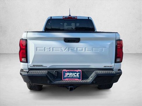 Used 2023 Chevrolet Colorado ZR2 w/ ZR2 Convenience Package III AWD/4WD image 6