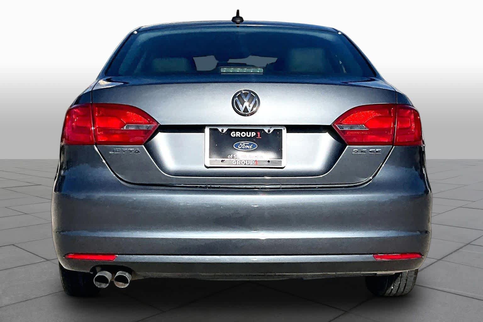 Used 2013 Volkswagen Jetta SE FWD image 5