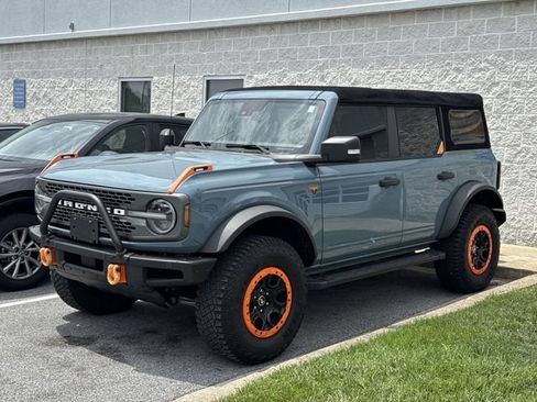 Used 2021 Ford Bronco Badlands AWD/4WD image 3