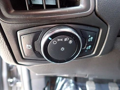 Used 2013 Ford Focus SE image 10