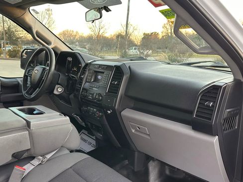 Used 2018 Ford F150 XL w/ Equipment Group 101A Mid image 12