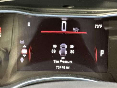 Used 2017 Dodge Durango R/T w/ Technology Group AWD/4WD image 33