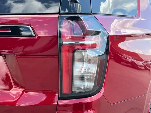 Used 2024 Chevrolet Tahoe RST w/ Luxury Package AWD/4WD image 13