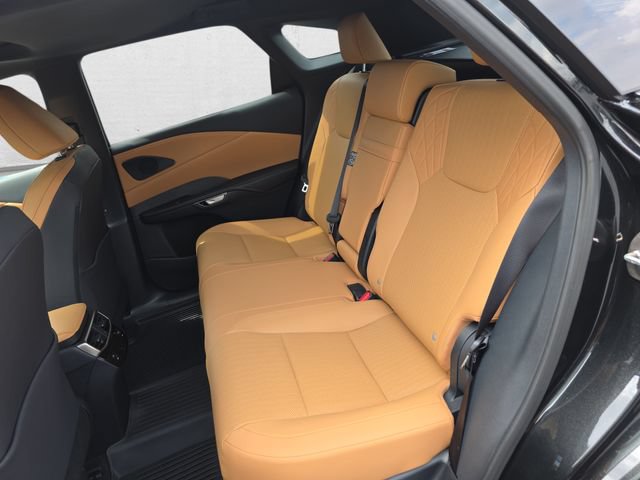 New 2026 Lexus RX 450h AWD w/ Convenience Package image 14
