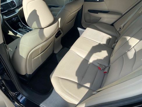 Used 2014 Honda Accord EX-L image 16