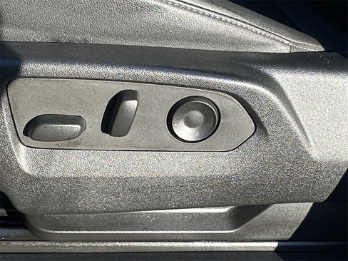 Used 2022 Chevrolet Tahoe LT image 10