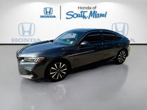 Used 2024 Honda Civic EX-L image 3
