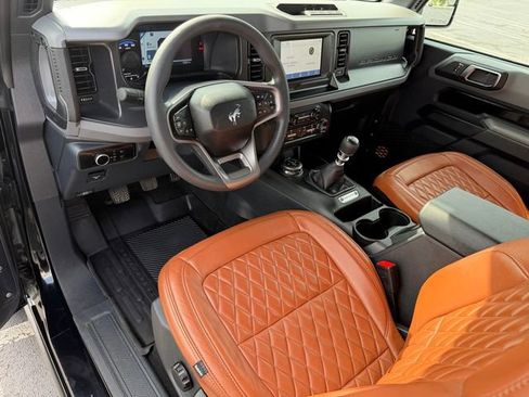 Used 2023 Ford Bronco 2-Door w/ Sasquatch Package AWD/4WD image 15