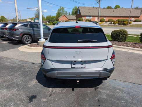 New 2026 Hyundai Kona Limited FWD image 7
