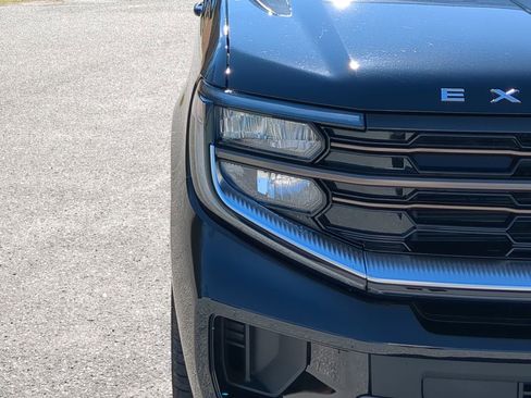 Certified 2025 Ford Expedition Max King Ranch image 8