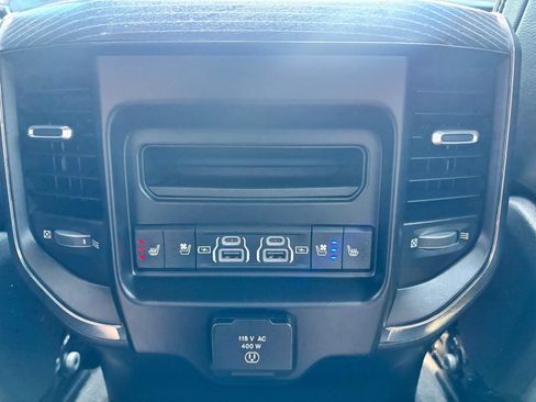 Used 2021 RAM 1500 Limited AWD/4WD image 19