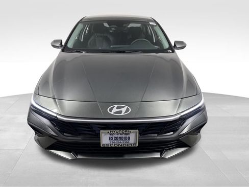 New 2026 Hyundai Elantra SE image 8